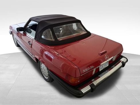 Used 1988 Mercedes-Benz 560 SL image 11