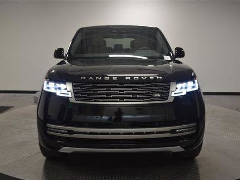 New 2026 Land Rover Range Rover Long Wheelbase SE AWD/4WD image 8