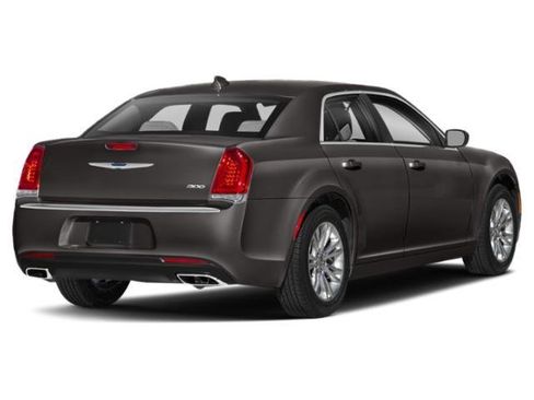 Used 2022 Chrysler 300 S image 2