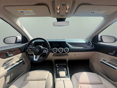 Used 2021 Mercedes-Benz GLA 250 4MATIC image 14
