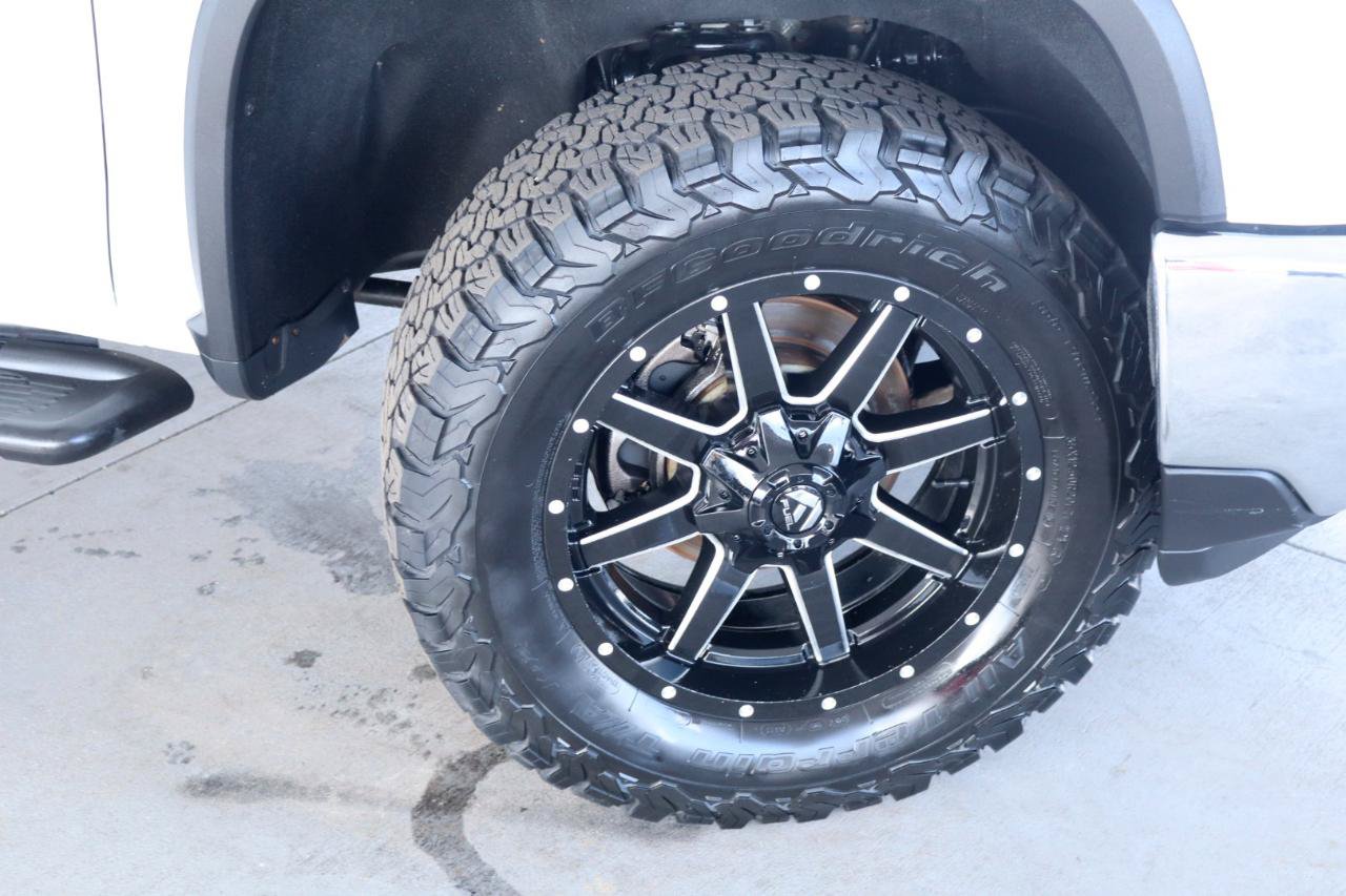 Used 2024 Chevrolet Silverado 3500 LTZ w/ LTZ Plus Package AWD/4WD image 3