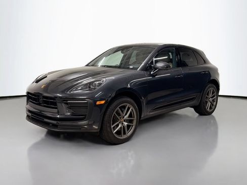 Used 2026 Porsche Macan AWD/4WD image 1
