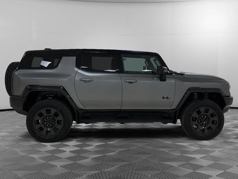 Certified 2026 GMC Hummer EV 3X w/ Carbon Fiber Edition Package AWD/4WD image 6