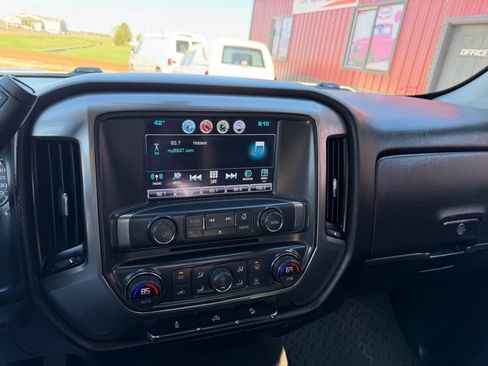Used 2018 Chevrolet Silverado 1500 LT w/ All Star Edition AWD/4WD image 11