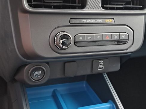 New 2025 Ford Maverick XLT w/ Equipment Group 302A image 31