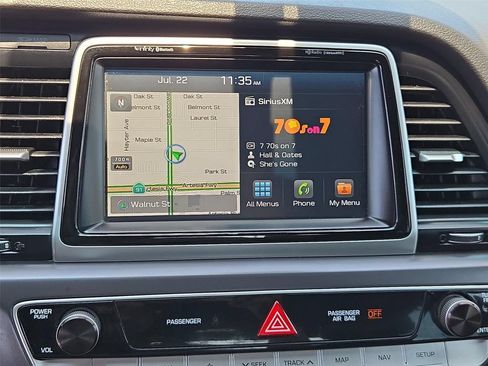 Used 2018 Hyundai Sonata Limited FWD image 28