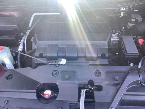 Used 2017 Honda Odyssey SE image 9
