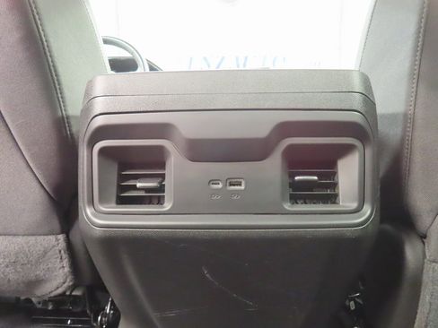 Used 2024 Chevrolet Silverado 1500 RST image 11