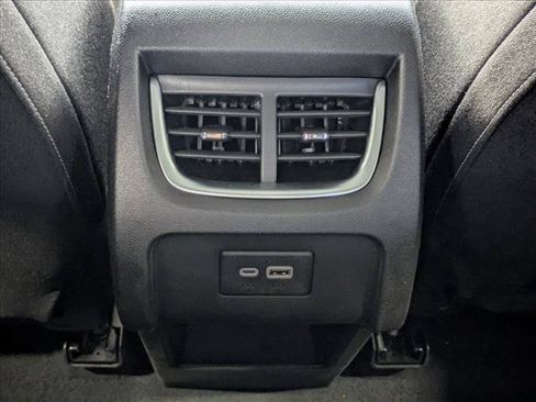 Used 2024 Chevrolet Blazer LT w/ Convenience Package FWD image 16