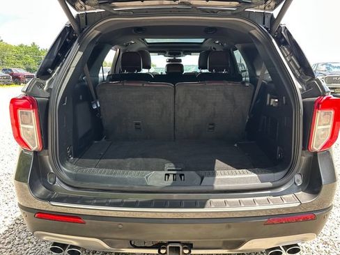 Used 2020 Ford Explorer Platinum w/ Premium Technology Package AWD/4WD image 13