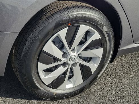 New 2025 Nissan Altima 2.5 S image 4