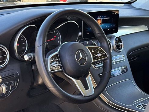 Used 2021 Mercedes-Benz GLC 300 image 29