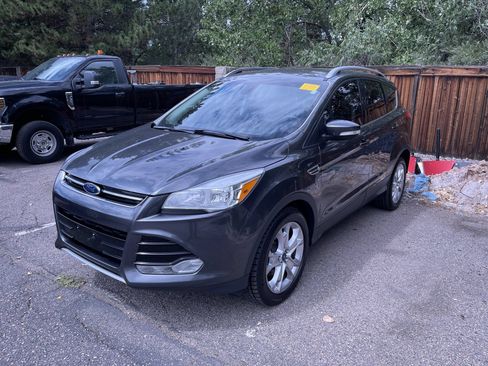 Used 2016 Ford Escape Titanium AWD/4WD image 2