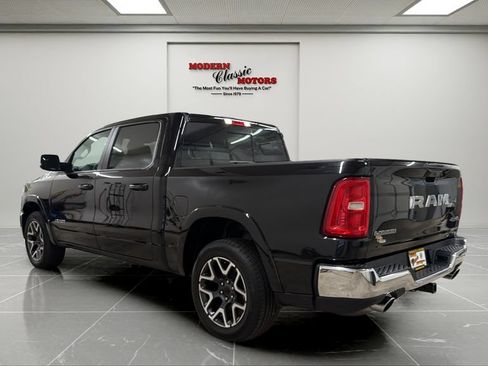 Used 2025 RAM 1500 Laramie AWD/4WD image 3