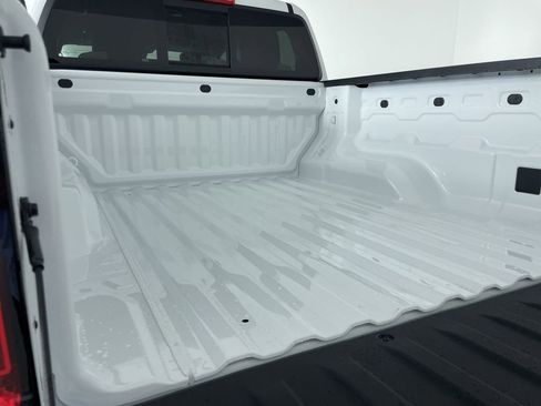 Used 2025 GMC Canyon Elevation RWD image 26