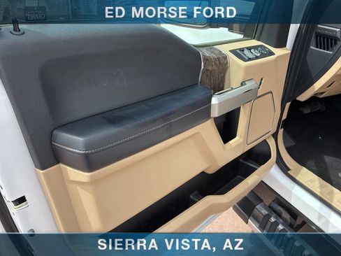 Used 2019 Ford F350 Lariat w/ Chrome Package AWD/4WD image 26