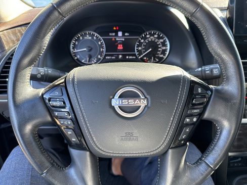 Used 2022 Nissan Armada Platinum w/ Captain's Chairs Package image 8