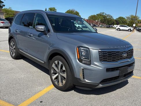 Used 2020 Kia Telluride S w/ S 8 Passenger Seating Package AWD/4WD image 8
