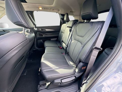 Used 2026 INFINITI QX60 Luxe w/ Cargo Package FWD image 27