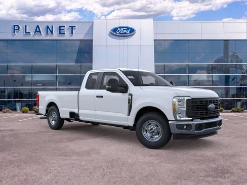 New 2026 Ford F250 XL w/ XL Chrome Package RWD image 9