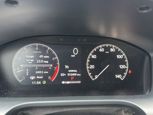 Used 2025 Honda HR-V Sport image 10