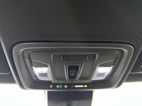 Used 2023 GMC Sierra 1500 AT4 w/ AT4 Premium Package image 31