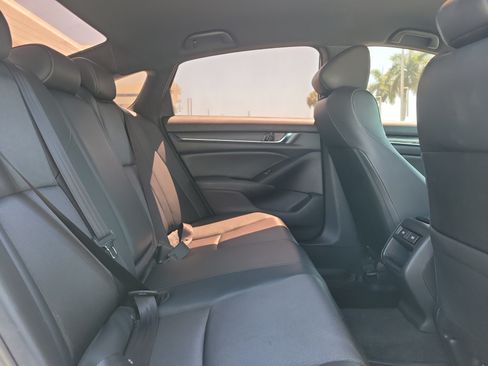 Used 2021 Honda Accord Sport image 7