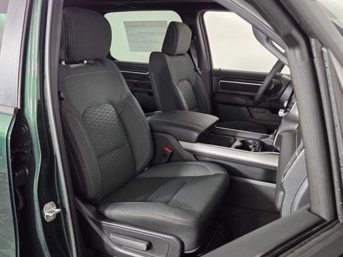New 2026 RAM 1500 4x4 Crew Cab image 30