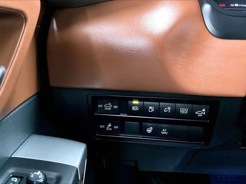 Used 2024 Toyota Tundra 1794 Edition image 36