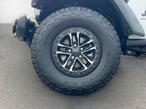 Certified 2026 Jeep Wrangler Unlimited Sport AWD/4WD image 27