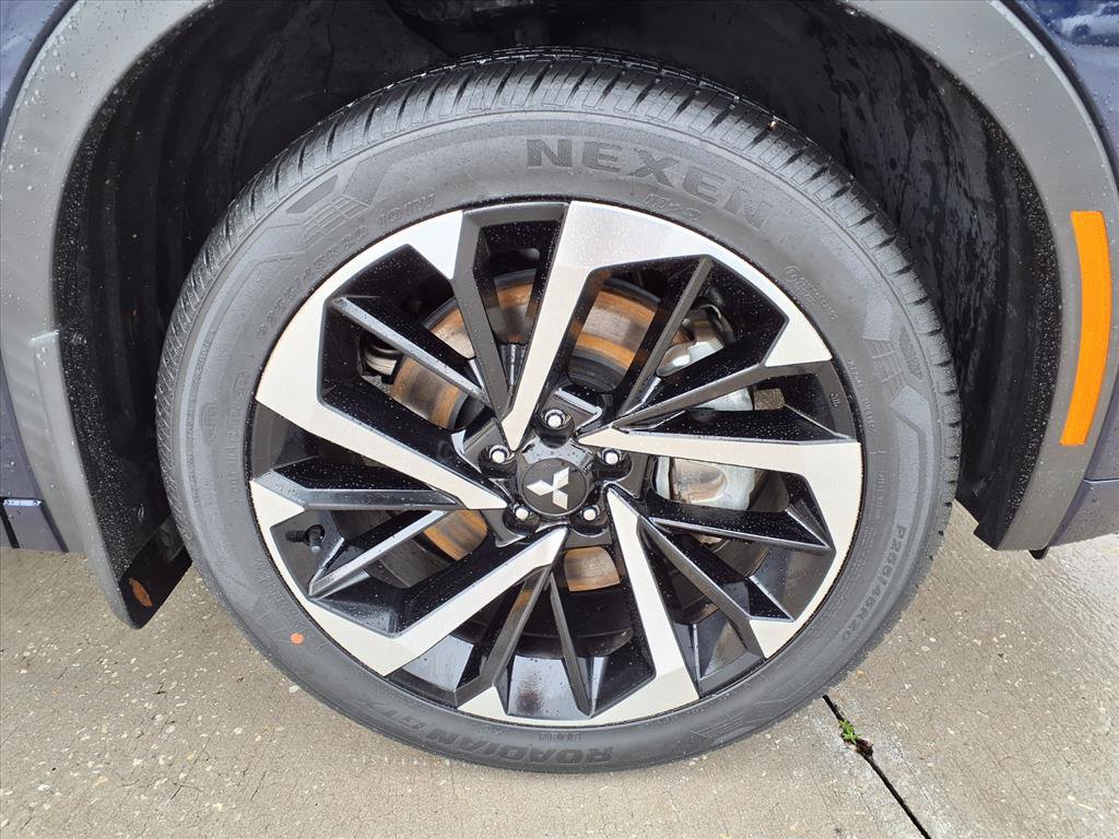 Used 2024 Mitsubishi Outlander SEL FWD image 7