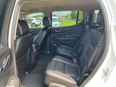 Used 2019 GMC Acadia SLT FWD image 12