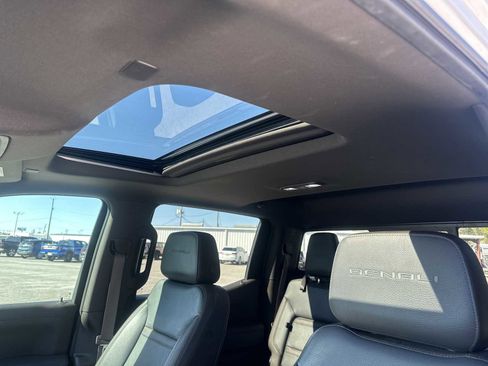 Used 2019 GMC Sierra 1500 Denali w/ Technology Package image 26