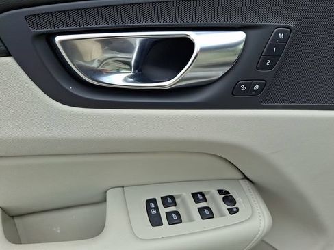 Certified 2025 Volvo XC60 B5 Plus w/ Protection Package Premier AWD/4WD image 12