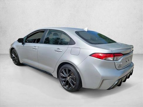 Used 2024 Toyota Corolla SE FWD image 8