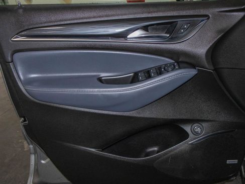 Used 2024 Buick Enclave Essence w/ Sound and Sites Package image 11