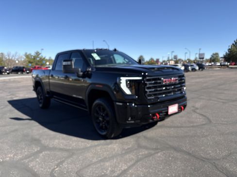 Used 2026 GMC Sierra 2500 AT4 w/ AT4 Premium Plus Package AWD/4WD image 2