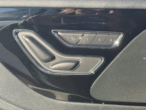 New 2026 Lincoln Aviator AWD image 17