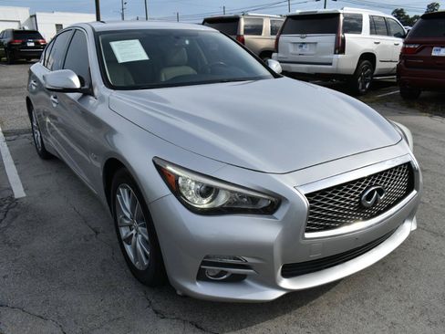 Used 2017 INFINITI Q50 3.0t Premium RWD image 4