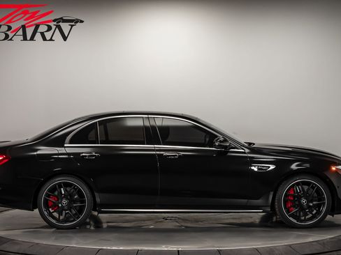Used 2019 Mercedes-Benz E 63 AMG S image 6