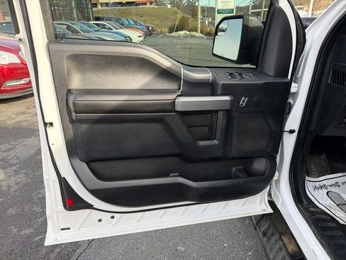 Used 2019 Ford F150 XLT w/ Equipment Group 302A Luxury image 13