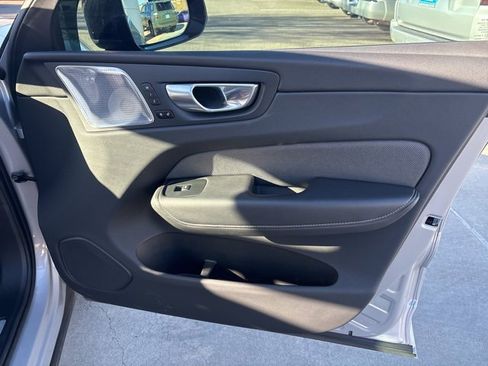 Used 2024 Volvo XC60 T8 Polestar image 18