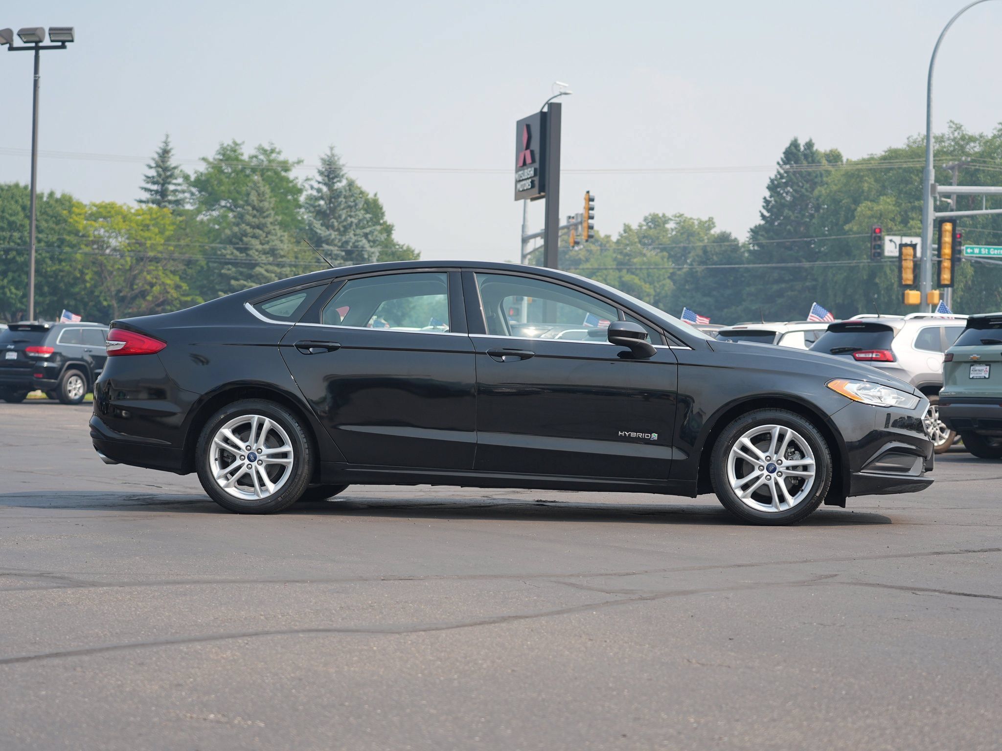 Used 2018 Ford Fusion S FWD image 2