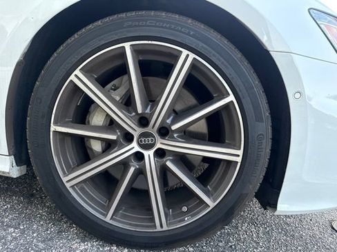 Used 2025 Audi A6 Premium Plus w/ Premium Plus Package AWD/4WD image 16