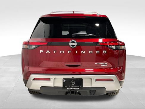 Used 2024 Nissan Pathfinder Platinum w/ Cargo Package AWD/4WD image 6