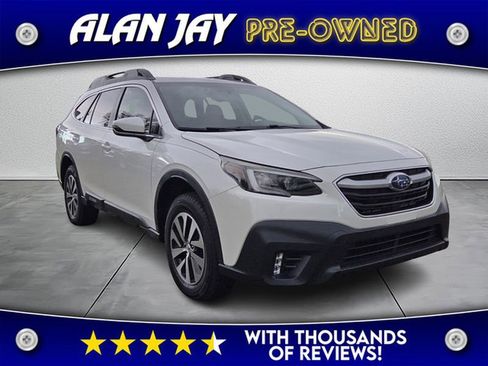 Used 2021 Subaru Outback Premium image 1