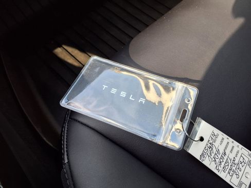 Used 2022 Tesla Model 3 Long Range image 12