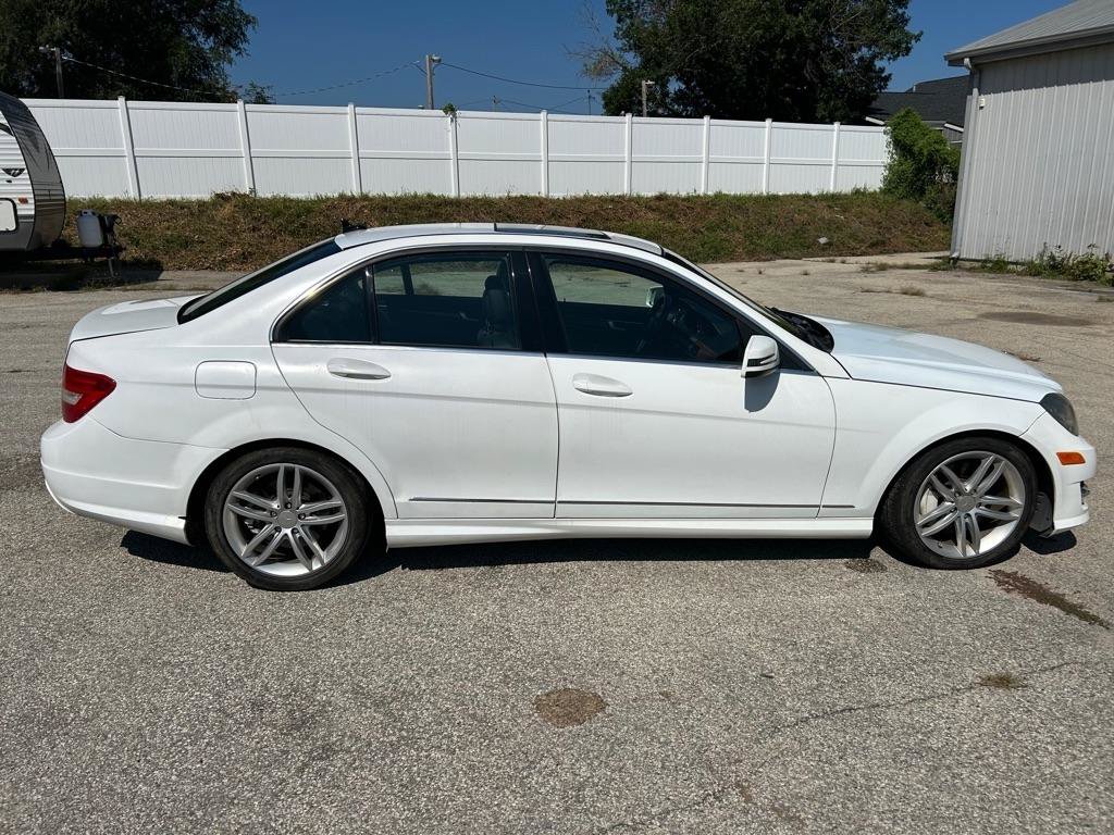 Used 2013 Mercedes-Benz C 300 4MATIC Sedan image 6