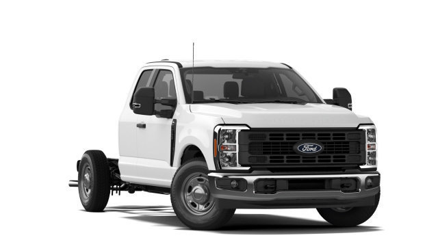 New 2027 Ford F250 XL w/ XL Chrome Package RWD image 4
