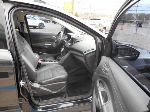 Used 2014 Ford Escape SE w/ SE Chrome Package image 6